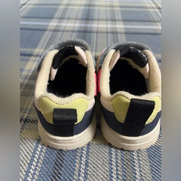 ZARA X DISNEY Minnie Mouse SNEAKERS Girls 6.5
